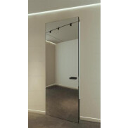 Дверь межкомнатная invisible-800, зеркальные, серебро, глухая, скрытая, кромка алюминиевая черная матовая, каркасно-щитовая