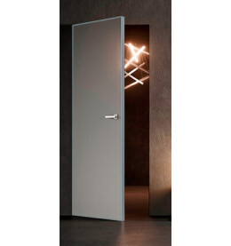 Дверь межкомнатная, скрытого монтажа Triadoors Invisible, кромка алюминиевая матовый хром