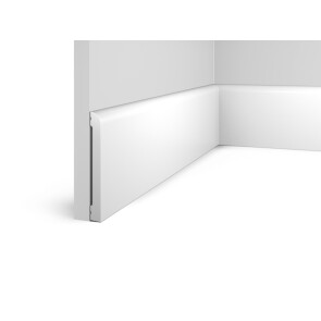 Плинтус HI WOOD полистирол белый 125x13.5