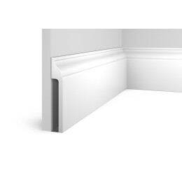 Плинтус Белый