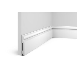 Плинтус Белый