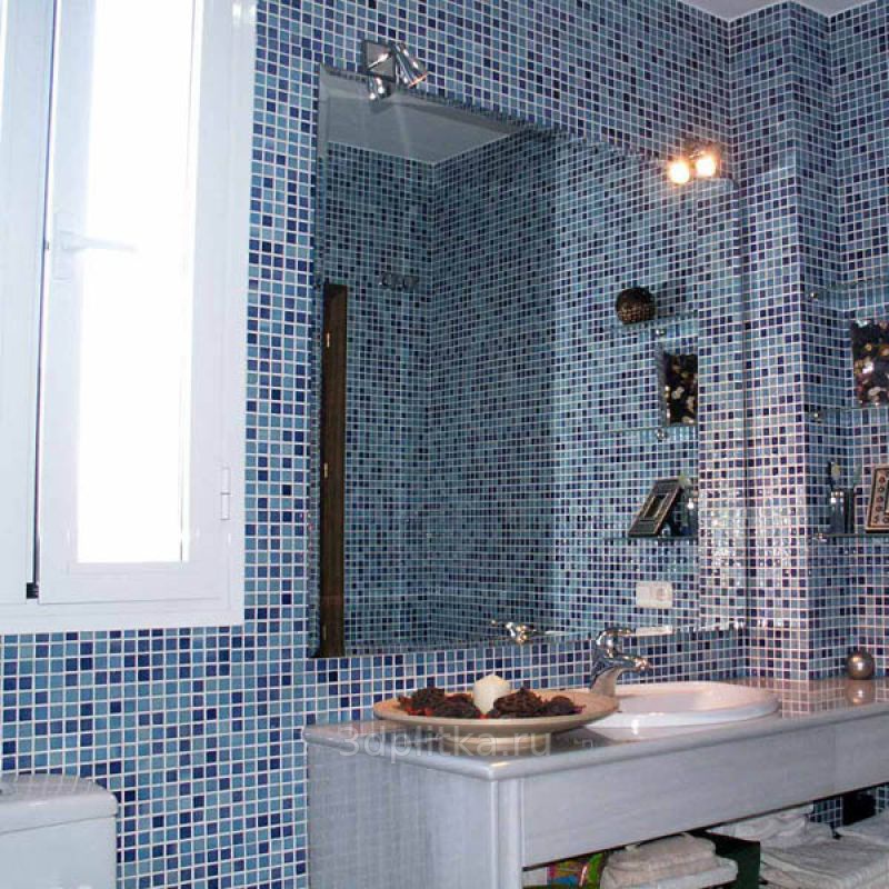 Отделка мозаикой стен ванной после ремонта
