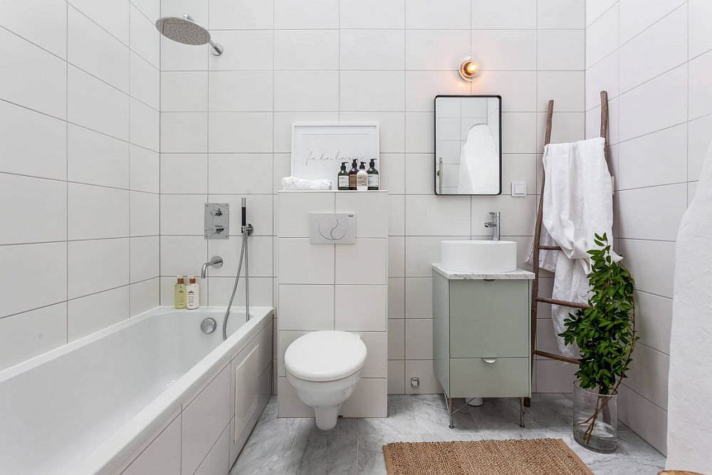 Белая плитка сканди в дизайне ванной комнаты