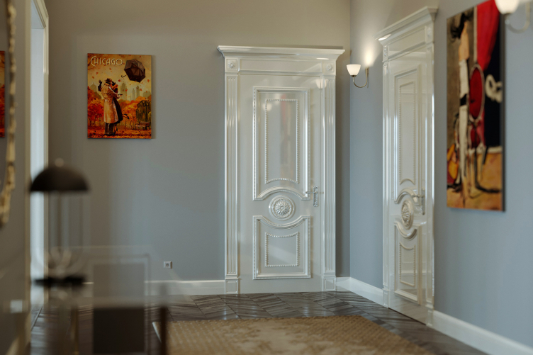 Межкомнатные двери с покрытием белой эмалью станут идеальным дополнением к большинству стилей