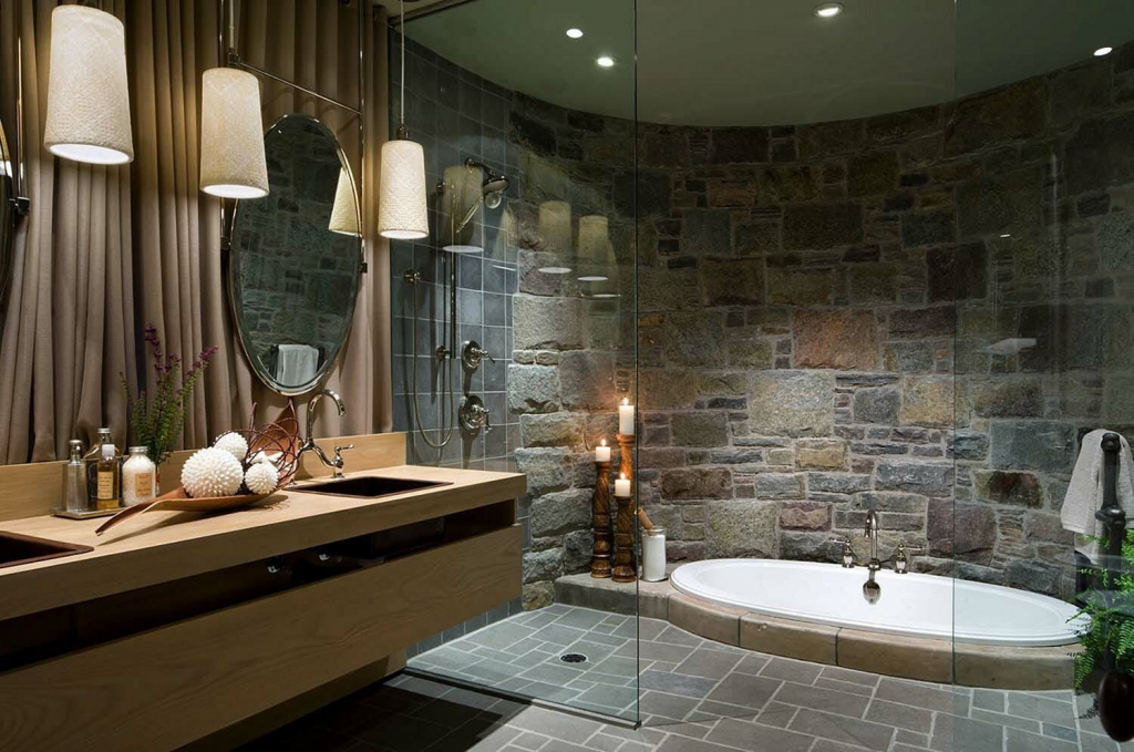 Гибкий камень легко приклеивается на стены и не боится повышенной влажности в ванной комнате