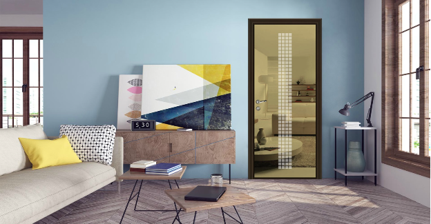 Межкомнатная стеклянная дверь с графичным дизайном