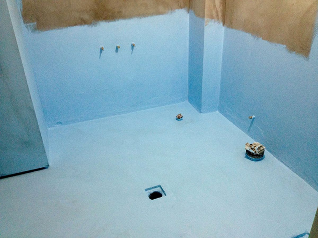 Гидроизоляция обмазочная для стен и пола в ванной комнате