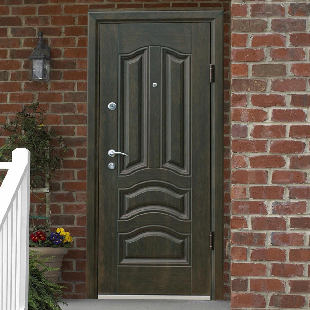 Надёжная уличная дверь в дом