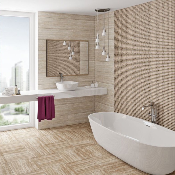 Дизайн ванной комнаты в бежевой гамме с гармонирующим напольным покрытием