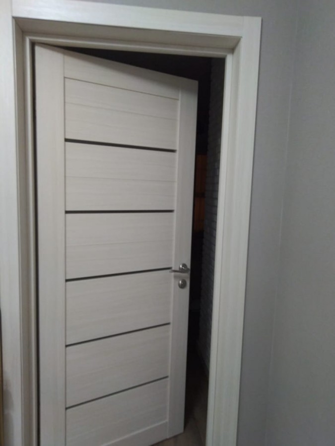 Межкомнатная дверь цвета бьянко вералинга 