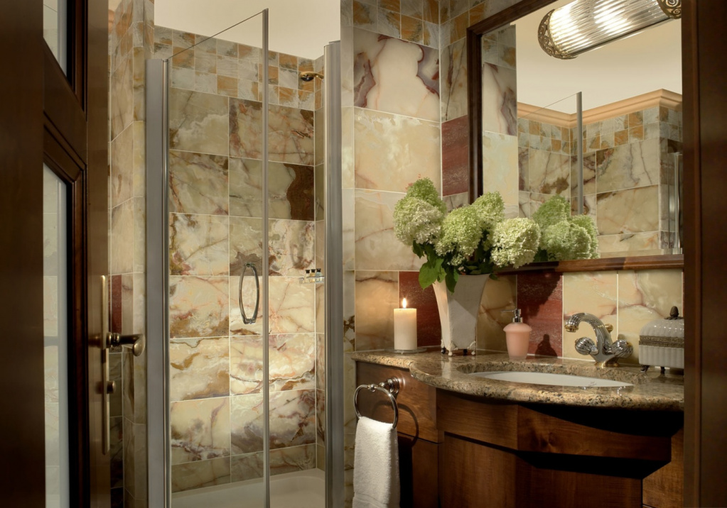 Каменные поверхности в ванной комнате могут служить вечно 