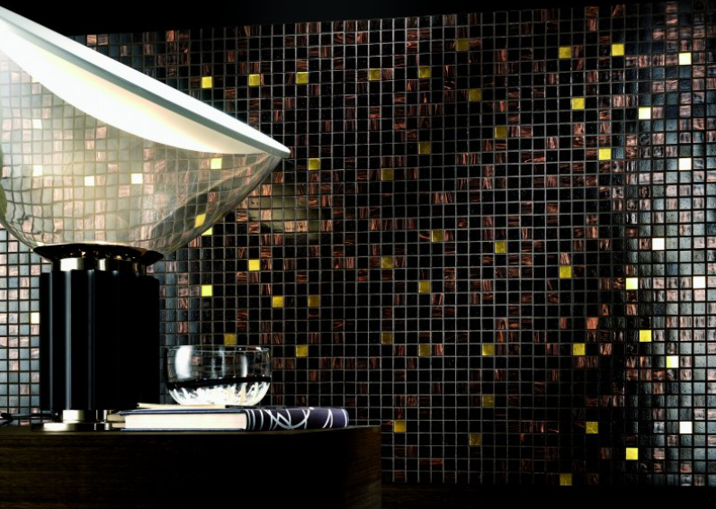 Комбинация черных и желтых цветов мозаики для создания эффекта лучей света