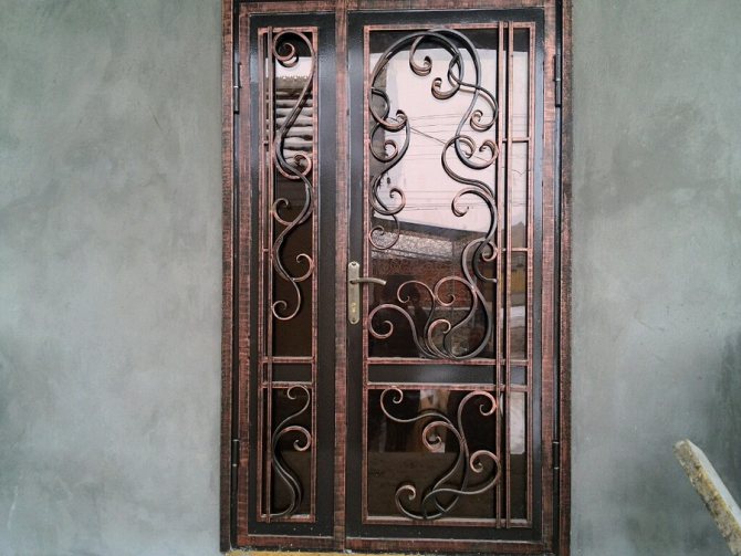 двери с элементами ковки | Дизайн передней двери, Двери из кованого железа, Металлические двери
