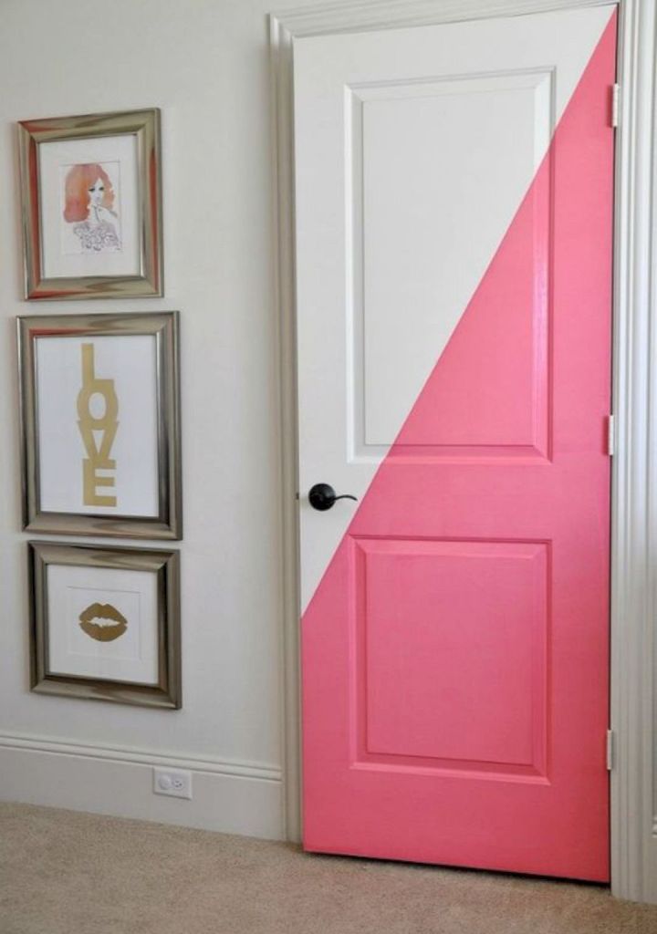 Как красиво покрасить дверь. Крашеные межкомнатные двери. Покрасить дверь межкомнатную. Декор двери. Крашенвн двери межкомнатные.