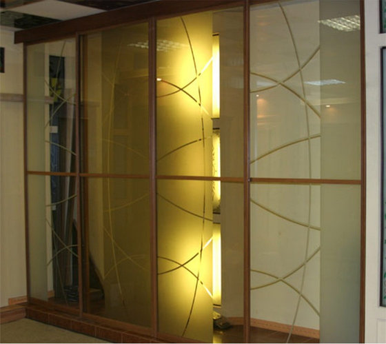 Дверь изготовление стекло