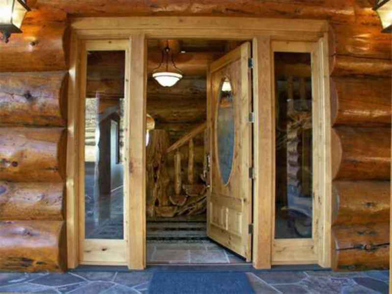 Окосячка дверей в деревянном доме