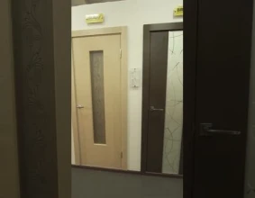 Межкомнатная дверь Шпон Стандарт
 Межкомнатная дверь Шпон Стандарт
